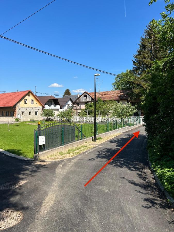 Stara Jezica Apartments With Wifi Ljubljana Bagian luar foto