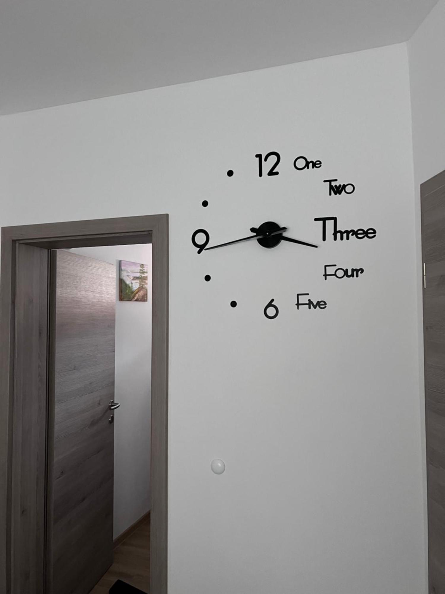 Stara Jezica Apartments With Wifi Ljubljana Ruang foto